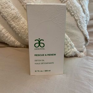 Arbonne Detox oil